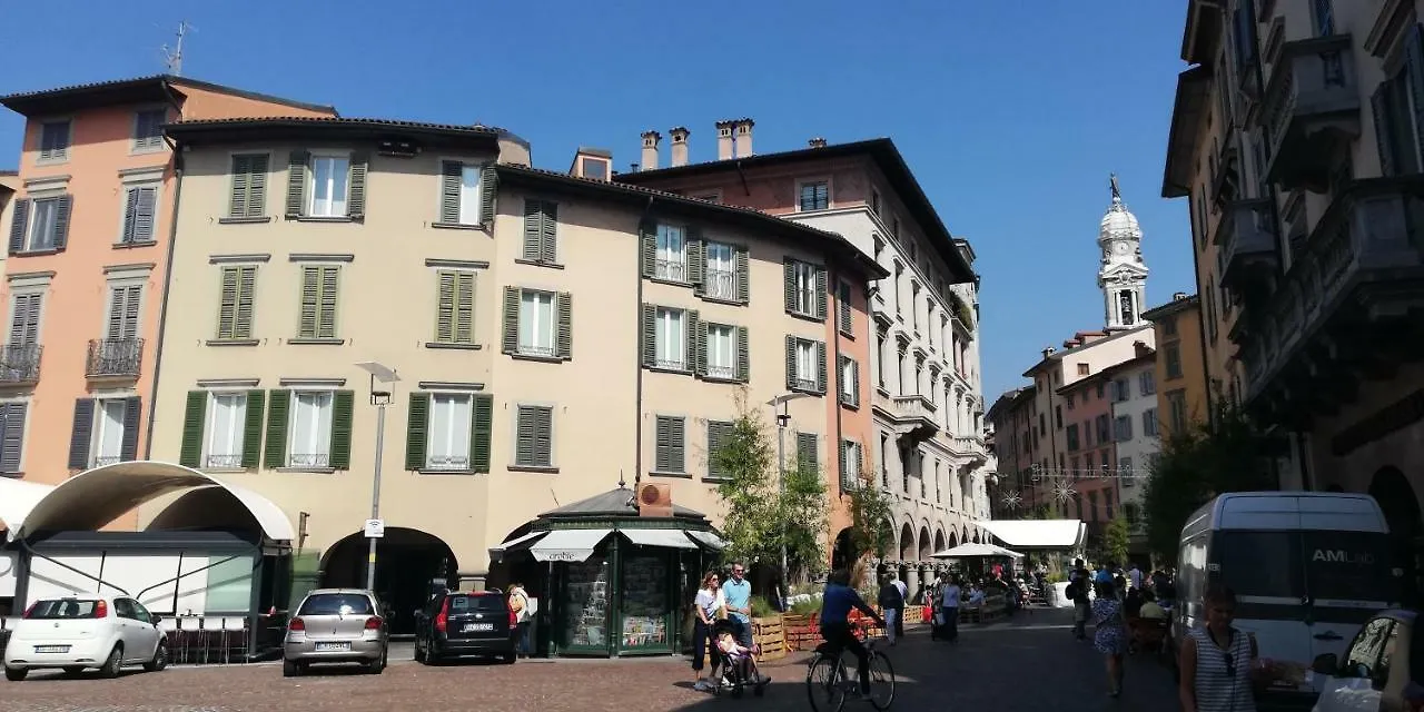 Fashion House Elvira 1 Apartment Bergamo